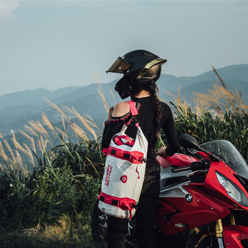Torba motocyklowa OSAH 25L, to – Motorcycle Gear Wardrobe recenzja i cena