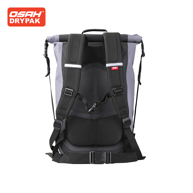 Torba motocyklowa OSAH Camoufl – Motorcycle Gear Wardrobe recenzja i cena